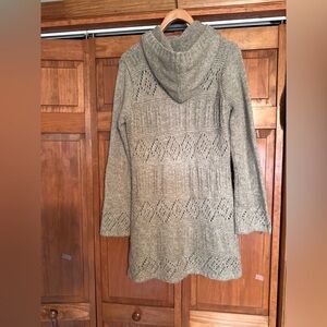 BCBG. Long beige hooded sweater
